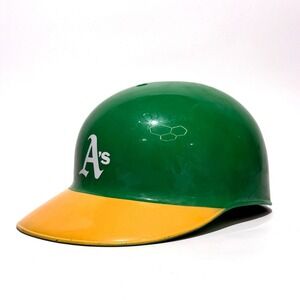 Vintage Oakland A's Laich Plastic Batting Helmet Souvenir MLB 1969 Baseball